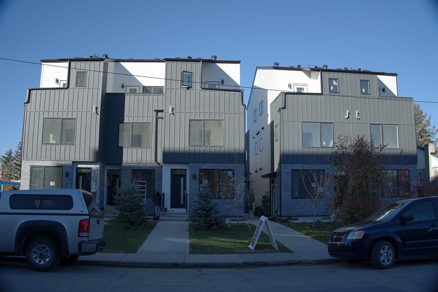 Hillside Townhomes, Calgary